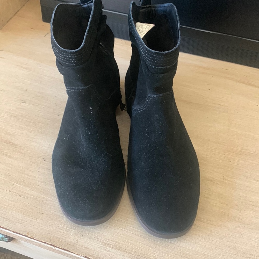 Black suede booties by Koolaburra by UGG
